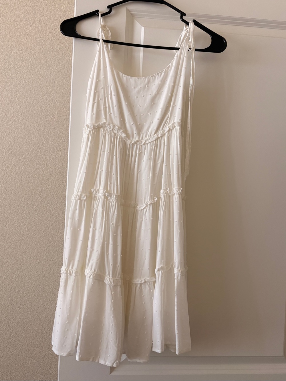 2 Bella White Swiss Dot Tiered Tie Strap Mini Dress NWT Size M
